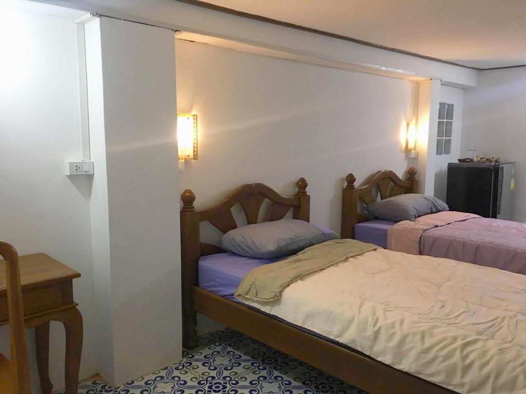 Saduemuenghomestay Phrae Esterno foto