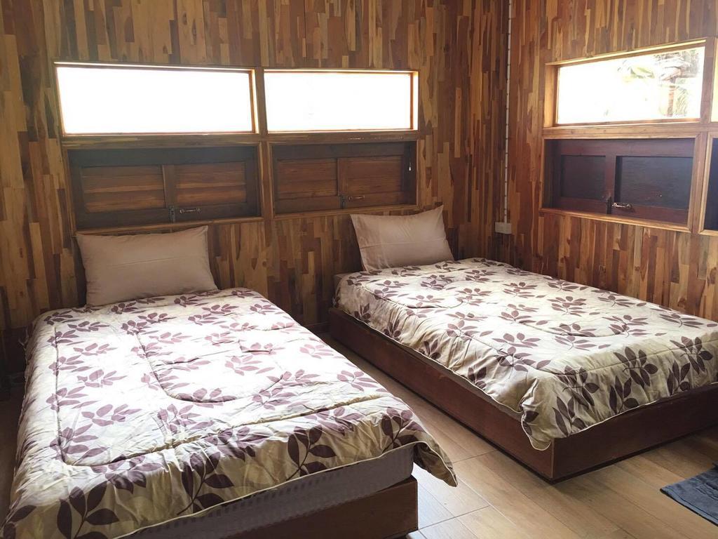 Saduemuenghomestay Phrae Esterno foto